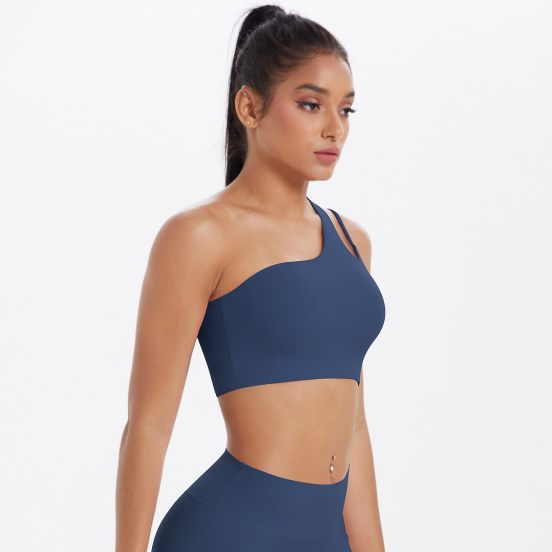 One-Shoulder Back-Cut Sports Bra
