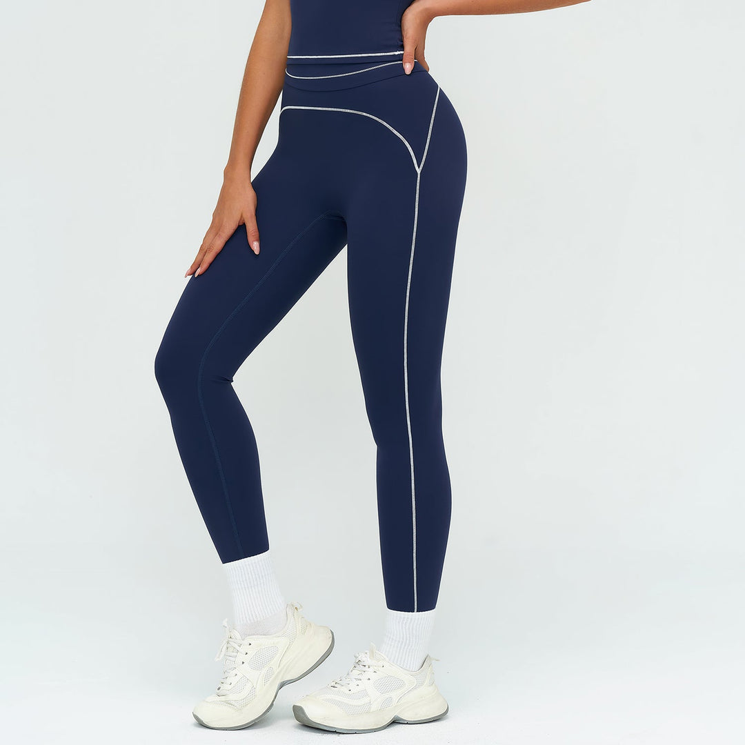 Contrast-Stitch Sculpt Leggings