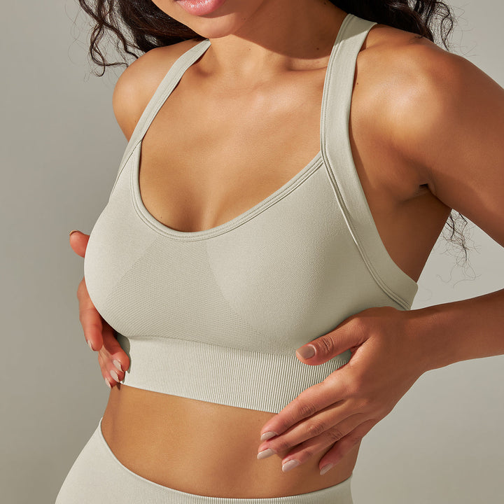 Seamless Cross-Back Sports Bra